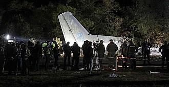 Ukrayna'da uçak düştü, 22 ölü!..