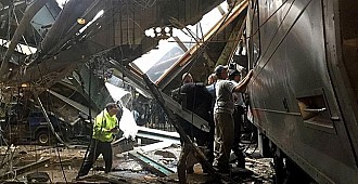 Tren perona daldı: 3 ölü, 100 yaralı