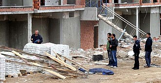 Konya'da inşaattan düşen işçi…