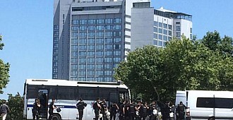 Taksim'de sıkı güvenlik önlemleri