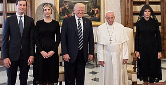 Vatikan'a özel kıyafet!..