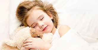 Çocuklarda uyku sorununa altın öneriler