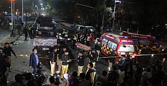 Pakistan'da patlama, 13 ölü