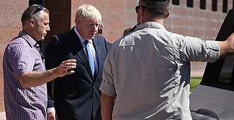 İngiltere Dışişleri Bakanı Johnson…