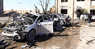 Trablus'ta yerleşim birimleri bombalandı