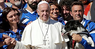Vatikan'da neşeli buluşma