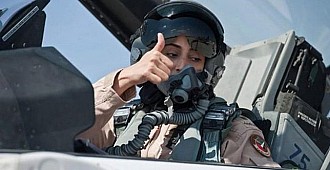 IŞİD'i yerlebir eden kadın pilot