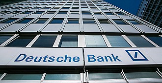 Deutsche Bank'ın kredi notu düşürüldü