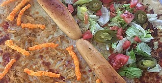 Meksika duvarından ilham alan 'Trump pizzası'